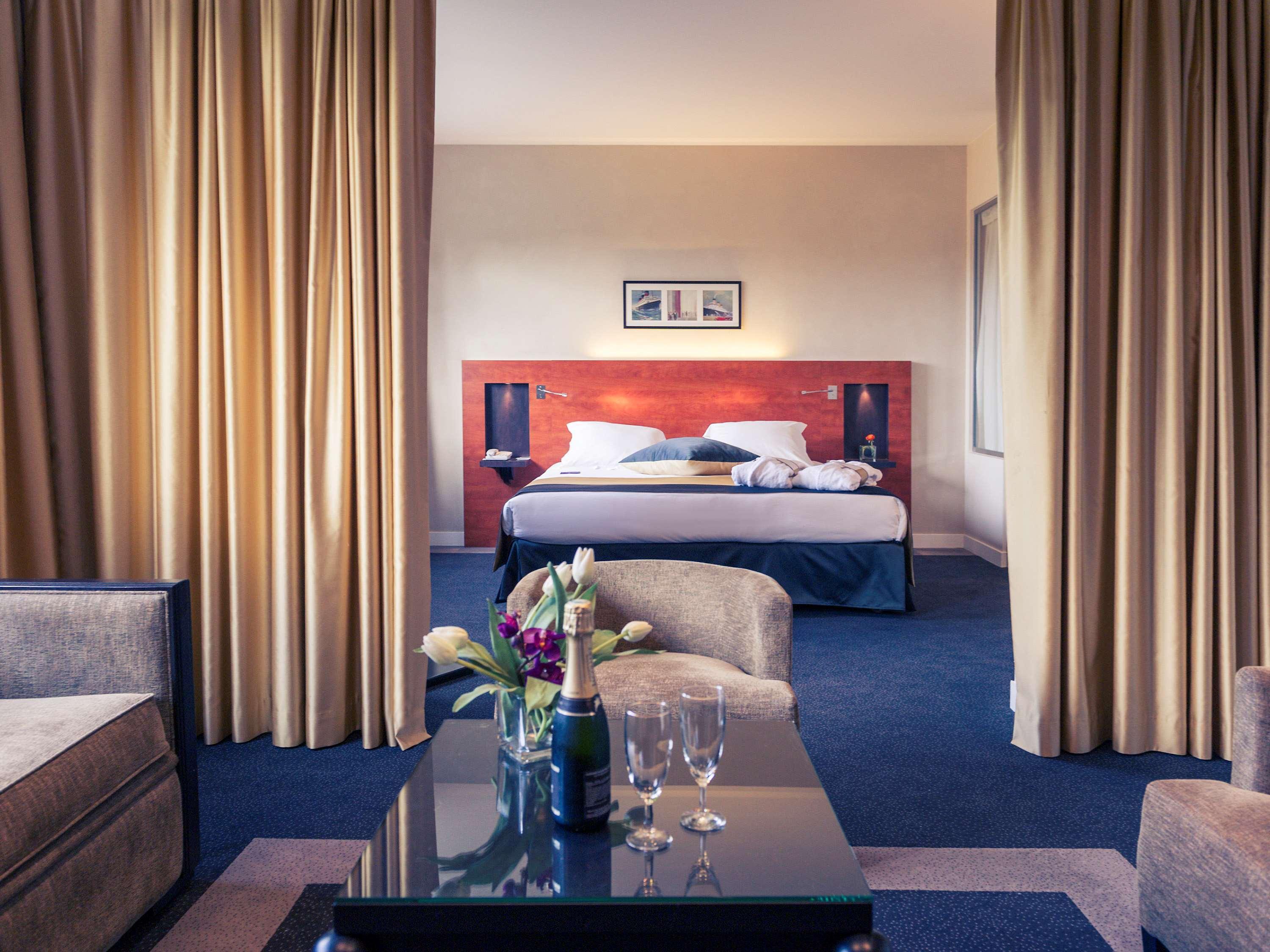 เมอร์เคียว โมร์ปา แซ็งก็องแต็ง Hotel โมเรอปา ภายนอก รูปภาพ